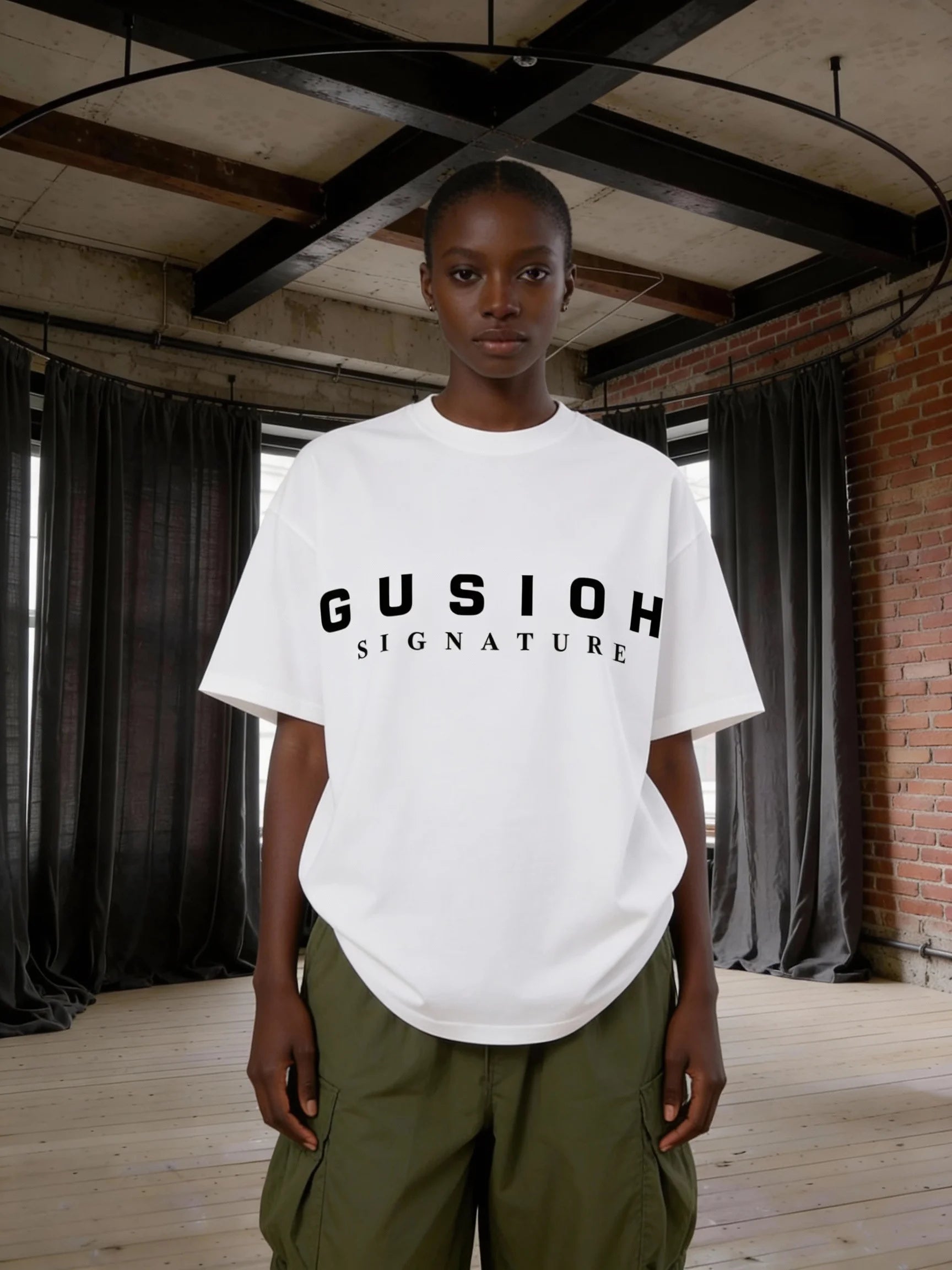 Unisex signature logo tee