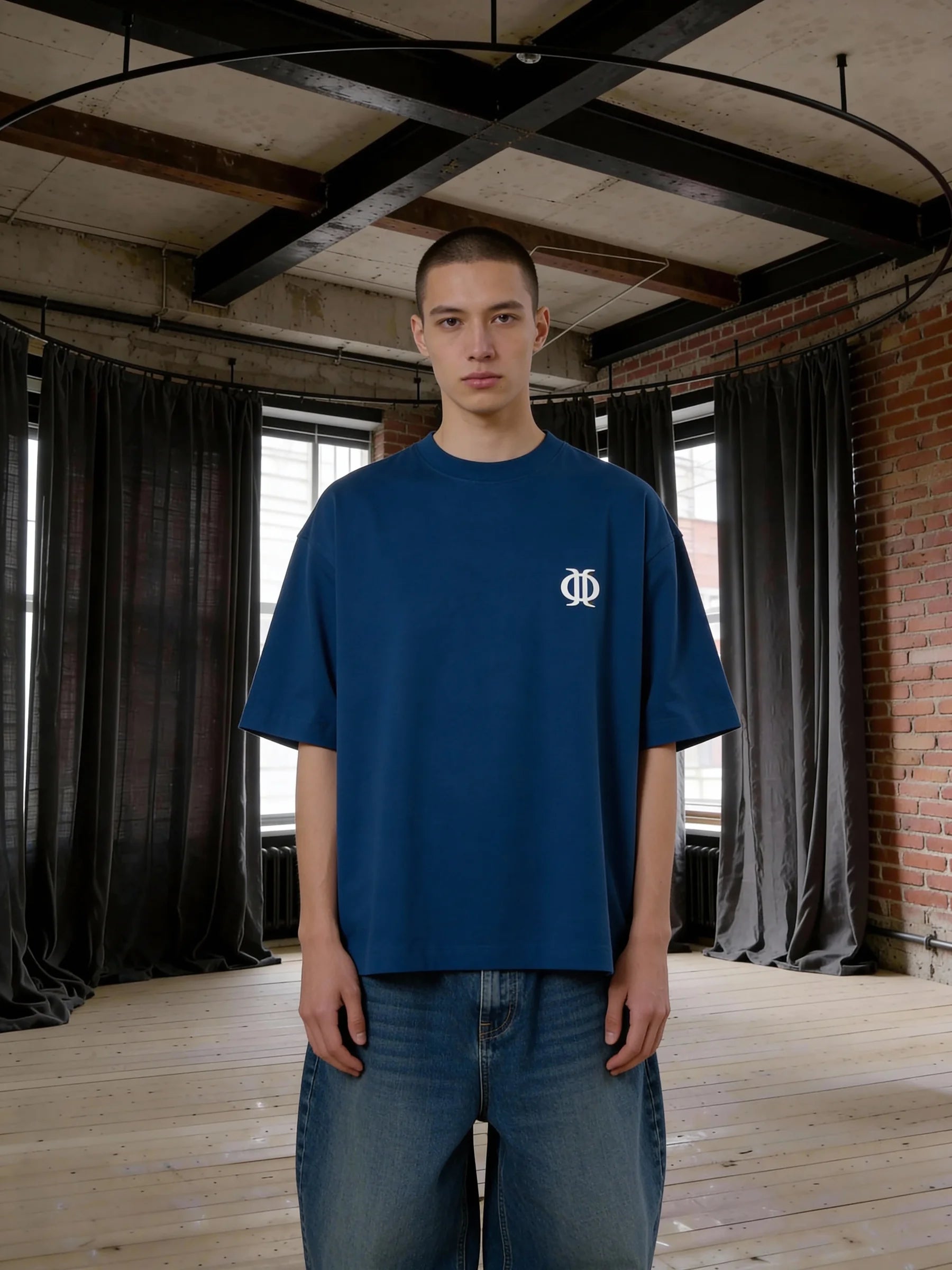 Unisex icon logo tee